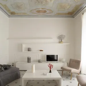 https://via-chiodo-luxury-apartment.hotelitalianriviera.com