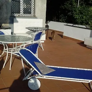 https://ghirindoun.hotelitalianriviera.com